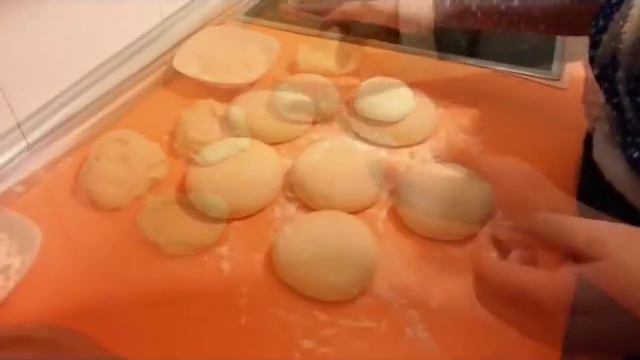 El arte de la cocina árabe - ( Jobz Makla - خبز المقلة) Pan casero Marroquí смотреть онлайн