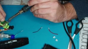 Триммер Babyliss E823E плохо работает, замена аккумулятора