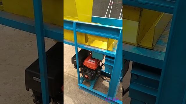 глинаблок станок полуавтомат. смотреть онлайн