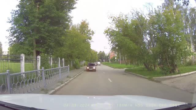 Очень продуманный водитель на одностороннем движении 04.08.2024