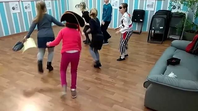 Пиратская игра в библиотеке