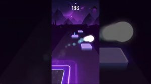 Прыгающий шар под музыку песня называется Faded