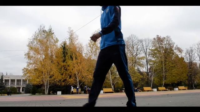 Городская зарядка с Алексеем Денисенко смотреть онлайн