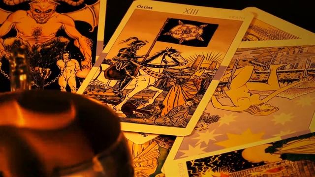 videoblocks magical witchcraft fortune teller mystical tarot cards 4 hsu5lrt8m D смотреть онлайн