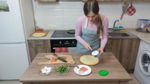 РУЛЕТЫ ИЗ ОМЛЕТА С ФОРЕЛЬЮ/ИДЕЯ ЗАВТРАКА/ПРАЗДНИЧНАЯ ЗАКУСКА