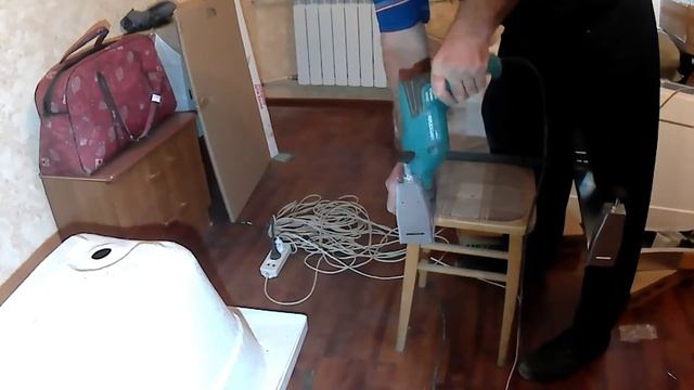 Надёжная и дешёвая, очень крепкая и устойчивая подставка для акриловой ванны. Guru from the USSR. смотреть онлайн