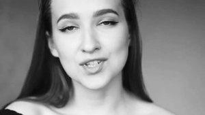?? " Человек человеку бред, темнота и ад..." стихи Марии Маховой ( читает Мария Матвейчук )