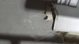 Маленькая кухня 5 кв метров эконом вариант своими руками Часть 5 Демонтаж подоконника ПВХ