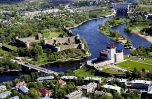 Праздничный концерт с Ивангорода в Нарву