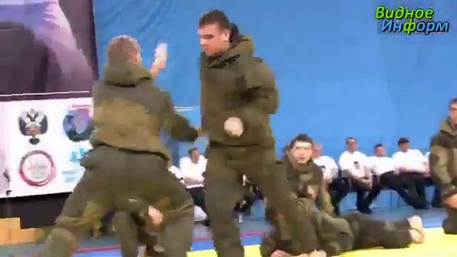Показательные выступления по армейскому рукопашному бою смотреть онлайн