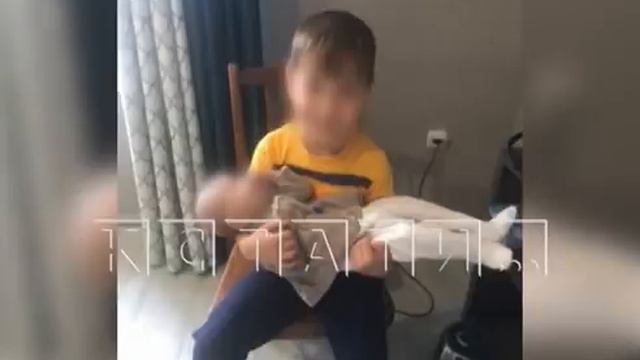 Чтобы добиться спецпитания для тяжелобольного ребенка, мать вышла на пикет перед минздравом