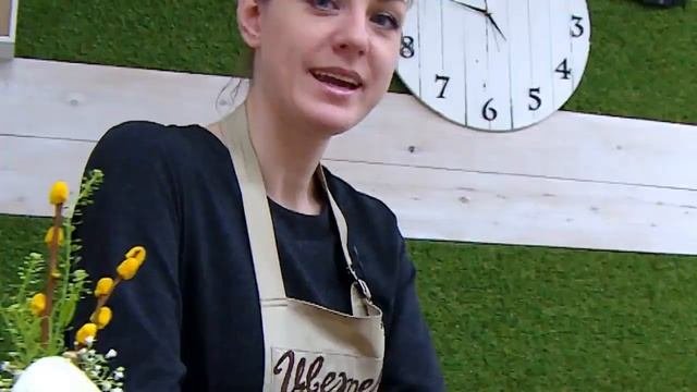 Как сделать пасхальную композицию в яйце? Пасхальные яйца с цветами. Пасхальная флористика