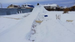 Горка своими руками из снега