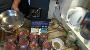 Как правильно приготовить мясную тушенку в домашних условиях  (ROСKET STOVE)