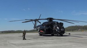 US Navy Sikorsky MH-53E Sea Dragon Preflight - Start Up - Takeoff from Tri-Cities Airport 10Apr23