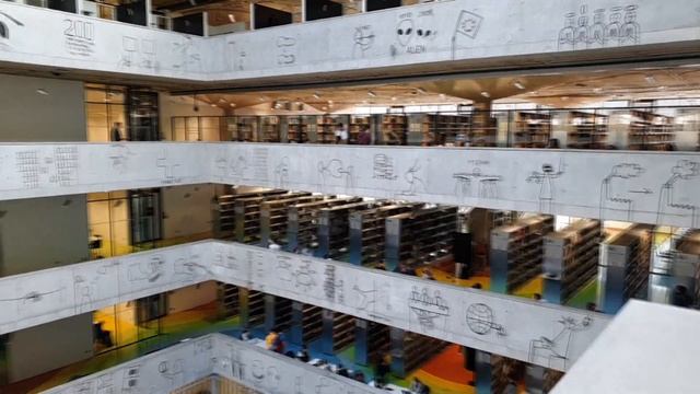 Мечта библиотекаря. Библиотека при ЧВУТ и лифт на факультете: Машиностроение смотреть онлайн