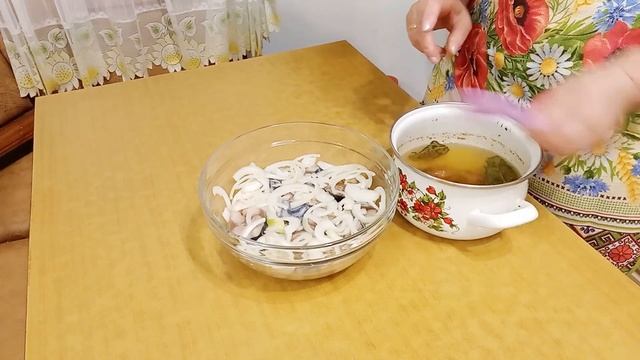 Неймовірно смачна , маринована скумбрія.Рецепт ,приготування. смотреть онлайн