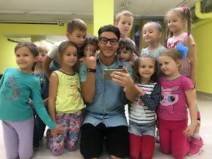 танцы для детей / Mia BOYKA & ЕГОР ШИП ПИКАЧУ учим ТАНЕЦ _ занятия для детей