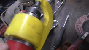 как зделать самому         Пневмо-гидравлический заклёпочник для алюминивых  автомобилей авто