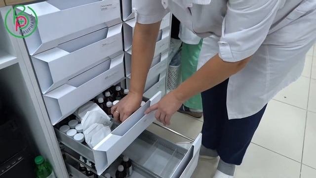 Торговое оборудование для аптек | Мебель для аптеки сети Губернские аптеки в Абакане