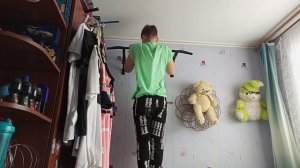 Как научиться подтягиваться с помощью фитнес резинки