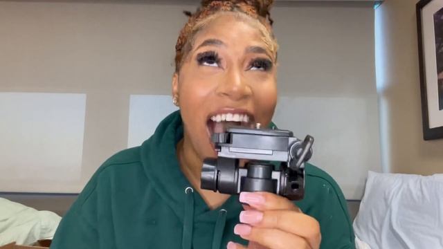 Unboxing Canon G7x Mark ii + Camera Accessories смотреть онлайн