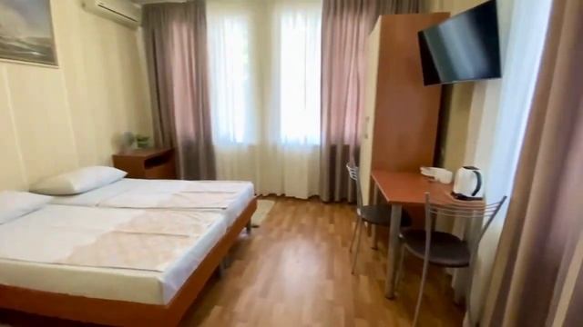 Лазаревское. Гостевой дом «Поталь». Номер «Стандарт №2». смотреть онлайн