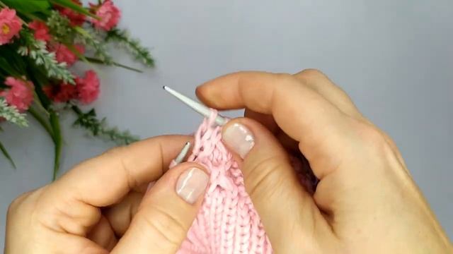 Зимняя шапка спицами //Детская шапочка// Мастер-класс смотреть онлайн