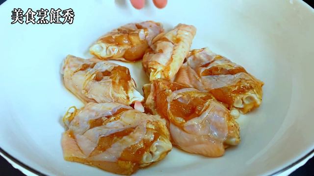 炸雞翅時,到底用麵粉還是澱粉?教你正確做法,酥脆好吃放涼也不回軟,【美食烹飪秀】,#炸雞翅食譜,#炸雞翅料理,#炸雞翅的做法,#food,#美食,#chinesefood #酥脆好吃的炸雞翅食譜分享