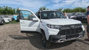 ВСЕ СТРОГО, ПРОСТО И БРУТАЛЬНО! Забрал обновленную версию LADA NIVA TRAVEL 2024 LUXE в максималке!