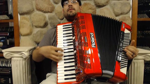 2315 - Red Roland FR-7 Digital Piano Accordion 41 120 $1995 смотреть онлайн