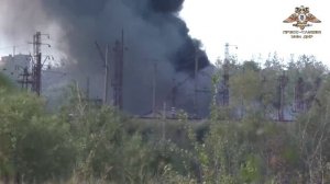 Кадры из Красного Лимана, к которому пытается прорваться враг и по которому наносит удары.