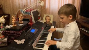 SOFT MOZART Winter Recital 2020-2021 Vasya (7) plays Григ "В пещере горного короля"