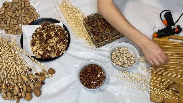 DIY. Букет из орехов. Bouquet of nuts.