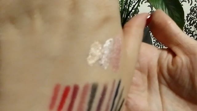 легкая косметичка в июне?