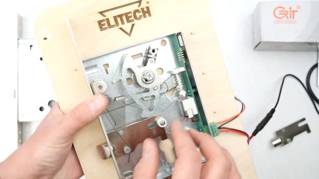 Врезные электромеханические замки CRIT А888 А887 СТАРТ
