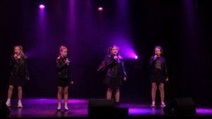 "Dance Monkey" (вокальная студия, дети 9-11 лет), педагог Айжан Султанова