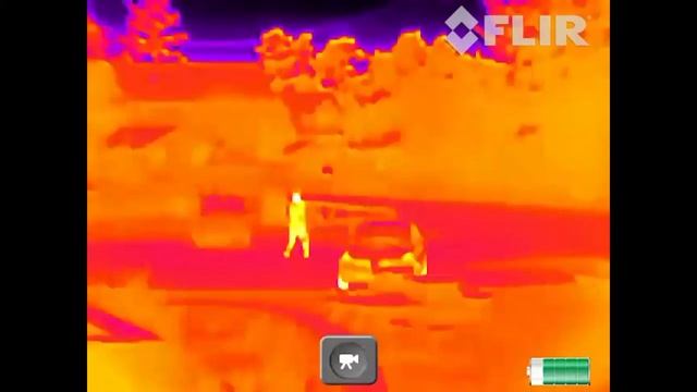 FLIR Scout TK Sample: Man in Parking Lot смотреть онлайн