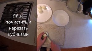 Cалат с креветками, яйцами, огурцом и сыром. Просто и вкусно!