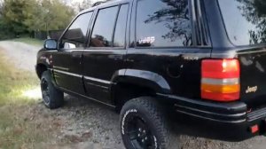 Jeep Grand Cherokee zj 2.5 TD vs Jeep Grand Cherokee wg 2.7 CRD comparație