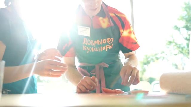 100 понедельников. 3 учебных года «Маслом Вверх». смотреть онлайн