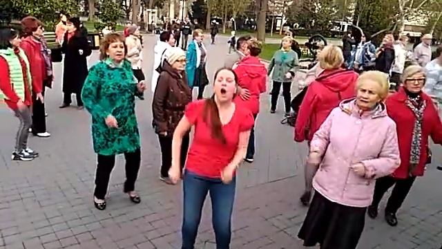 11.04.19 - Танцы на Приморском бульваре - Севастополь - Сергей Соков