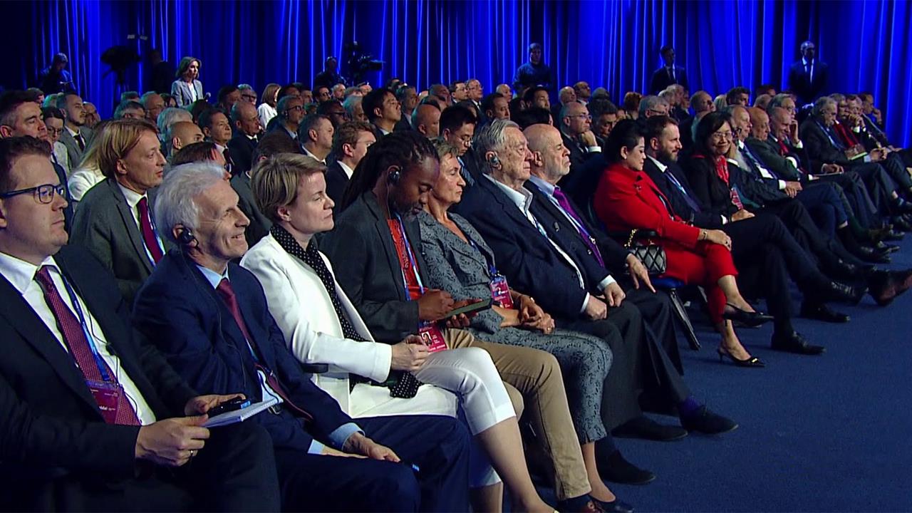 Выступление президента России на сессии клуба "Валдай" слушали эксперты из 42 стран