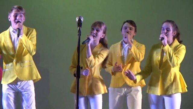 Заслуженный коллектив РФ "Соловушка" -  Земля - наш общий дом (Нужины) смотреть онлайн