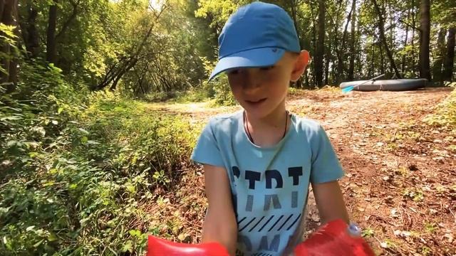 Проводили лето катанием на лодках смотреть онлайн