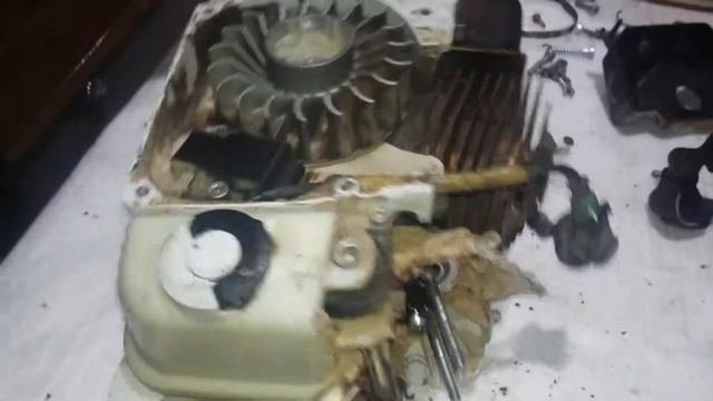 РАЗБОРКА БЕНЗОПИЛЫ (АНДРЮХА ЛЁХА И ОЛЕГ) смотреть онлайн