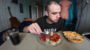 МУКБАНГ ПЕЛЬМЕНИ / ЛЕПЕШКА С ВЕТЧИНОЙ, СЫРОМ И БАЗИЛИКОМ / САЛАТ / ОБЖОР / EATING Mukbang ASMR АСМР