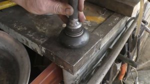 Ротационная вытяжка металла на токарном станке, своими руками.