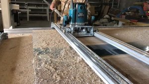 Фрезеровка столешницы с эпоксидной смолой