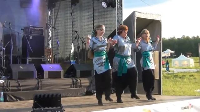 Курдский фольклорный танец халай (курдская дабка). Коллектив VeilDance